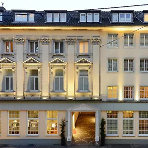 Aparthotel Living Am Carlsplatz, Dusseldorf